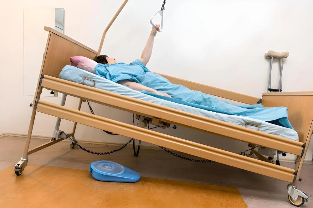 cama hospital inclinada asa sujecion paciente