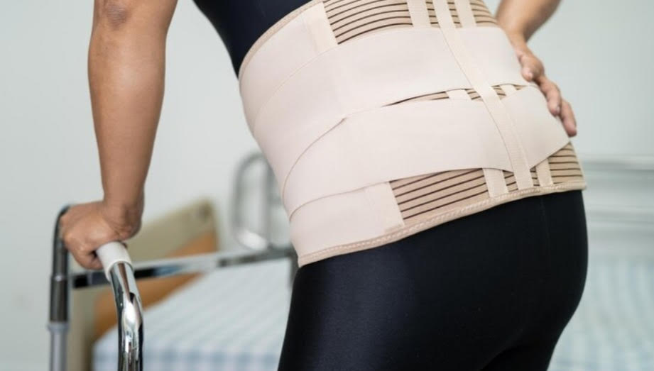 faja lumbar color beige con refuerzo sujecion en zona baja
